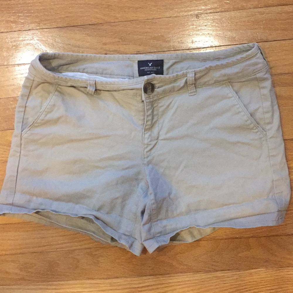 American Eagle Khaki midi stretch shorts size 8